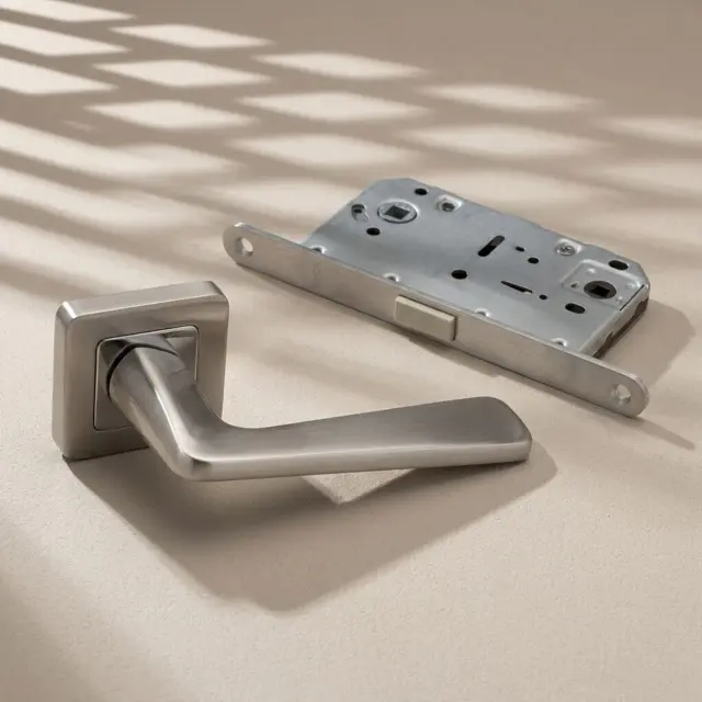 ZAMAK і квадрат 8 × 8 мм