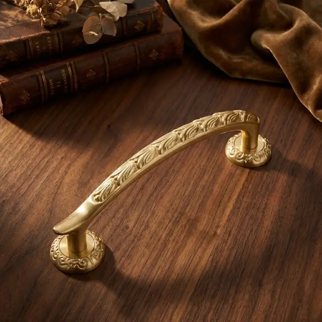 Рельєфний орнамент