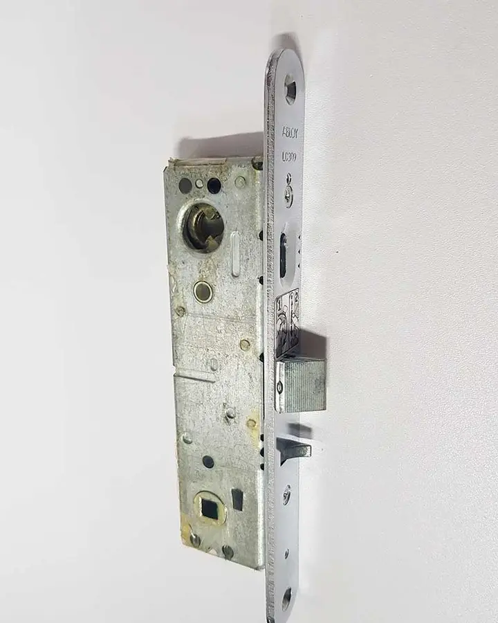 Замок ABLOY для евакуаційного виходу LC309R