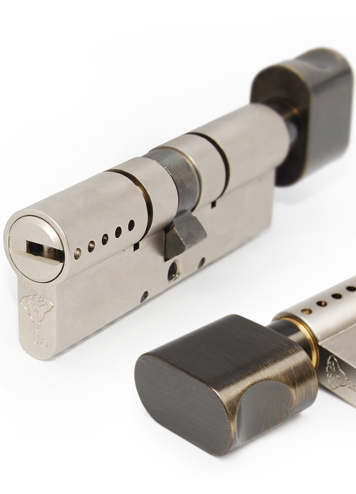 Циліндр MUL-T-LOCK MTL600 Interactive+ 62 мм (31x31T) · ключ-тумблер (T — сторона поворотника) · нікель-сатин · поворотник антична латунь